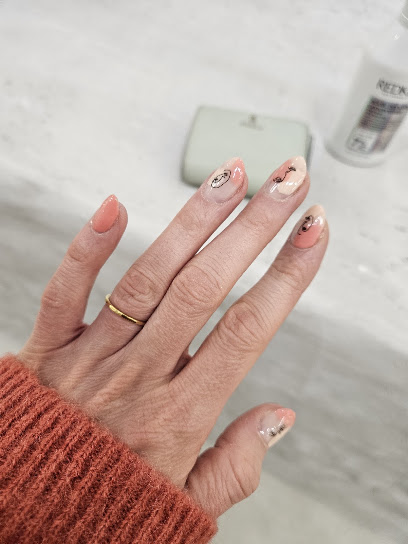 Diamond Nails Nagelstudio Köln